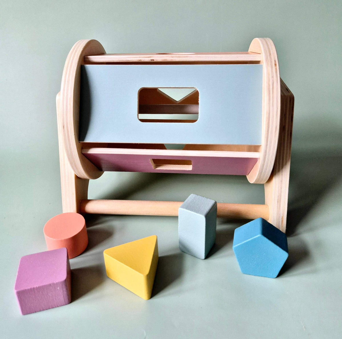 Jouet en bois rotatif Montessori pour tri des formes – Stimule le développement moteur Rammelaartje