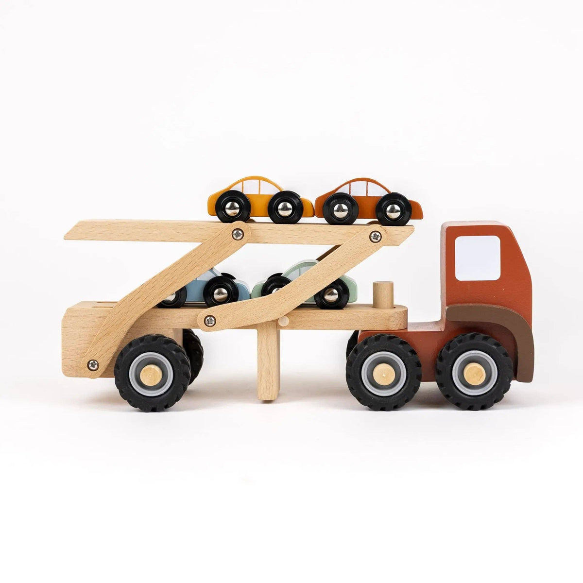 Camion transporteur de voitures en bois