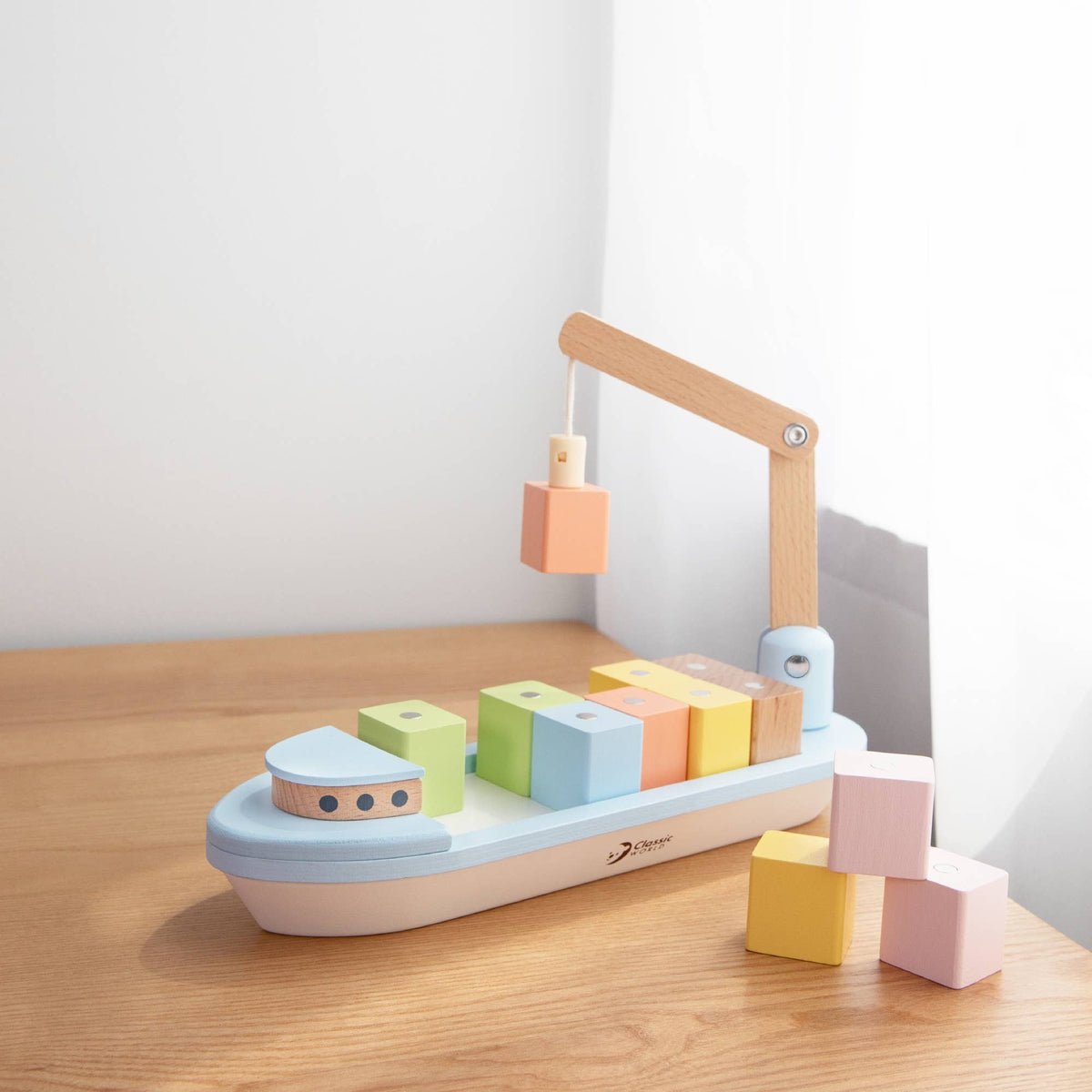 Bateau Cargo Magnétique en bois – Jeu éducatif dès 2 ans
