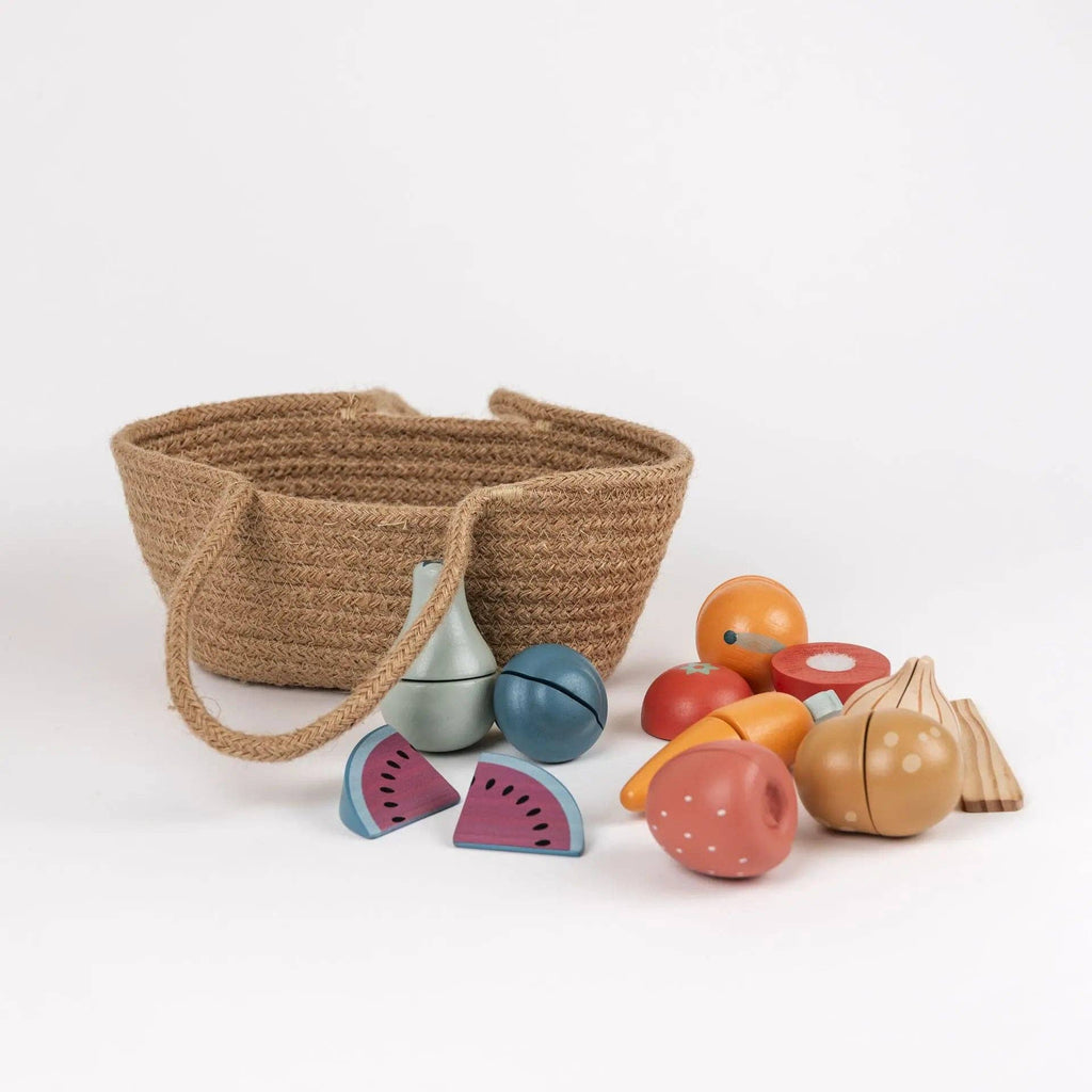 Ensemble de fruits et légumes en bois