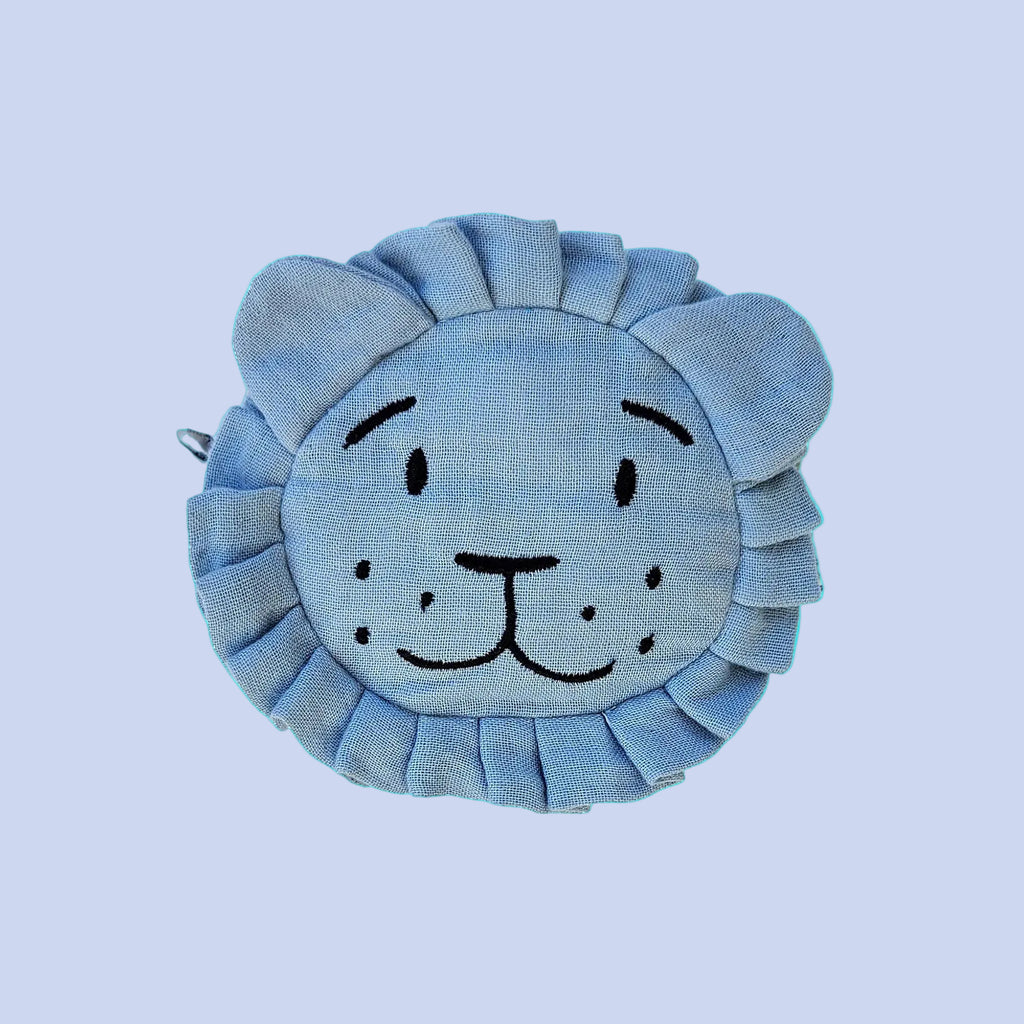 Balle hochet lion bleu en coton bio – Bientôt disponible