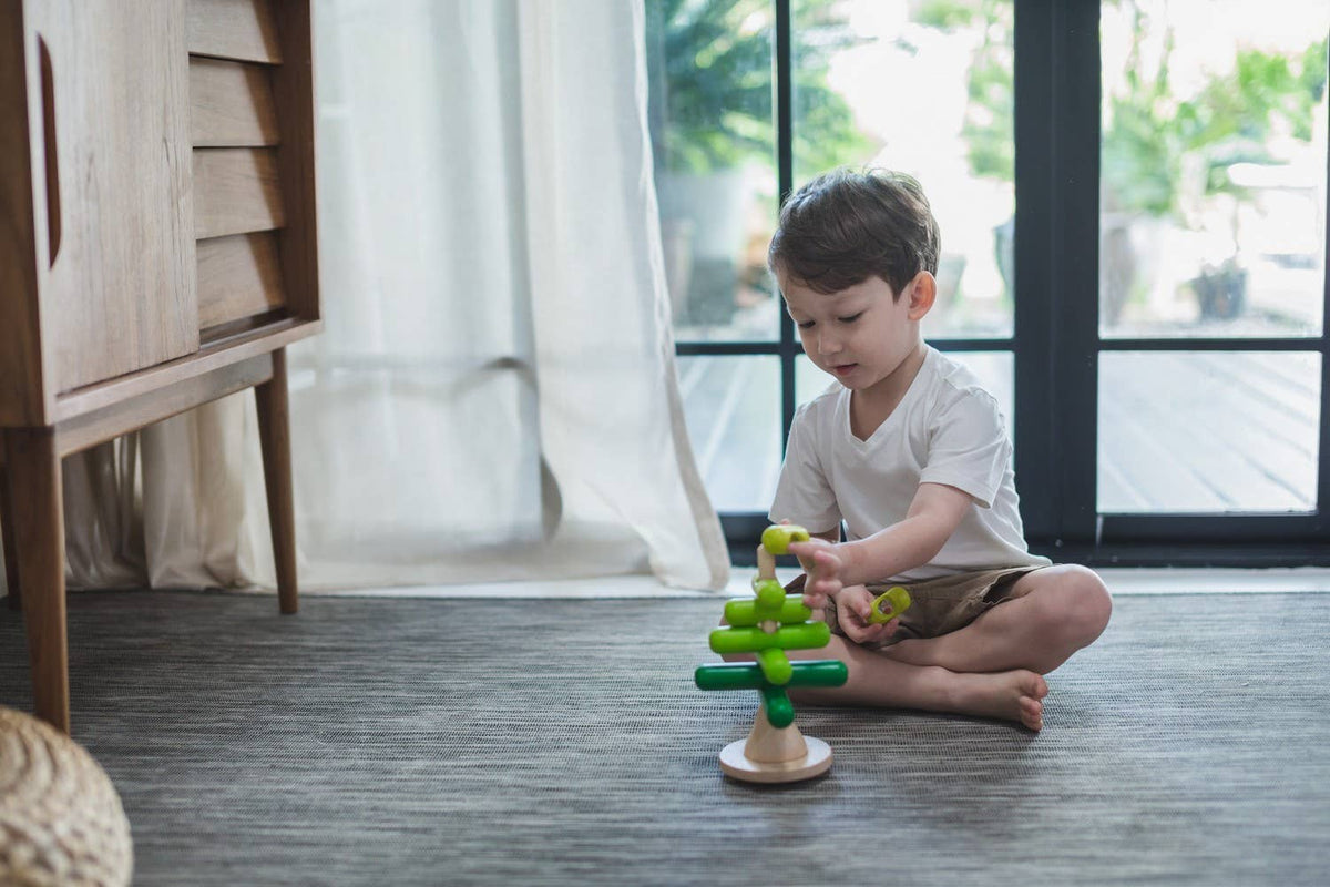 Tour d'empilage Arbre en bois PlanToys – Jeu éducatif dès 2 ans