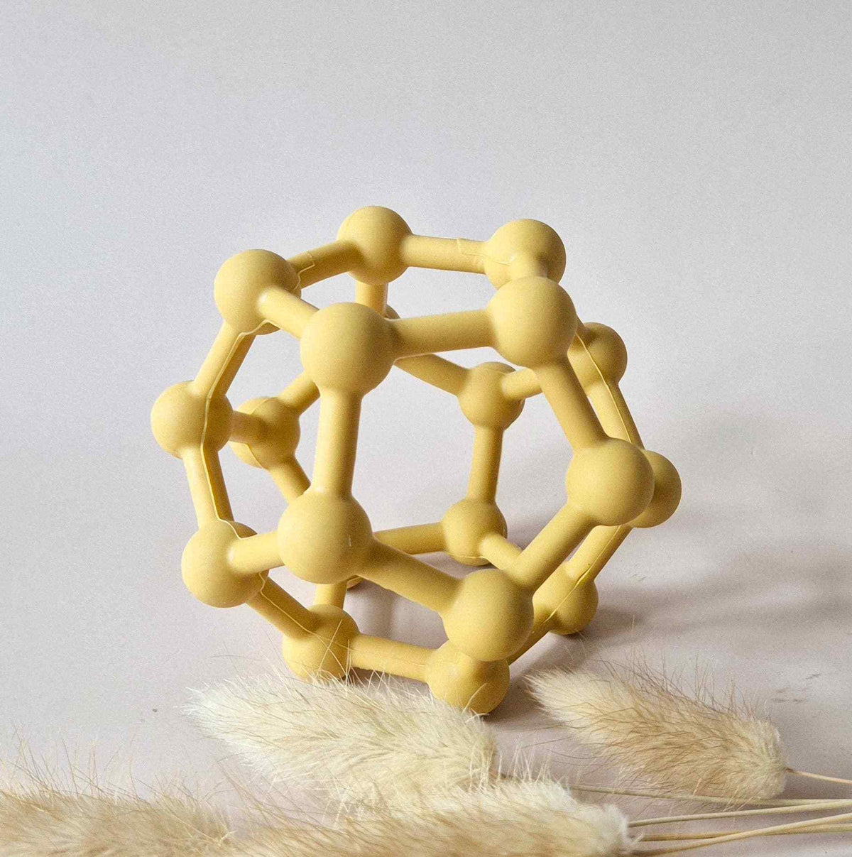 Balle de Motricité en Silicone – Jaune Ocre – Dès la naissance