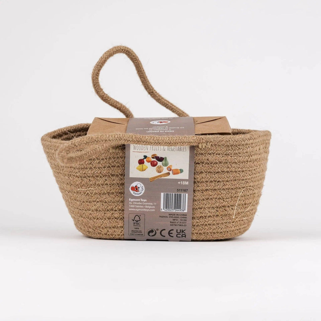 Ensemble de fruits et légumes en bois