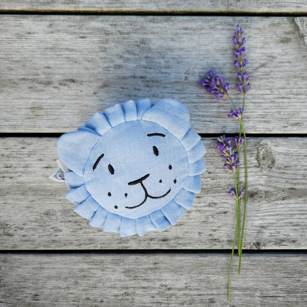 Balle hochet lion bleu en coton bio – Bientôt disponible