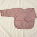 Bavoir bébé à manches en coton bio, pois mauve pâle – Bientôt disponible
