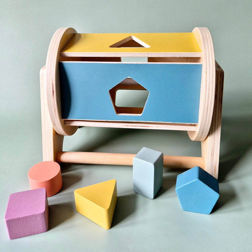 Jouet en bois rotatif Montessori pour tri des formes, stimulant le développement moteur des enfants
