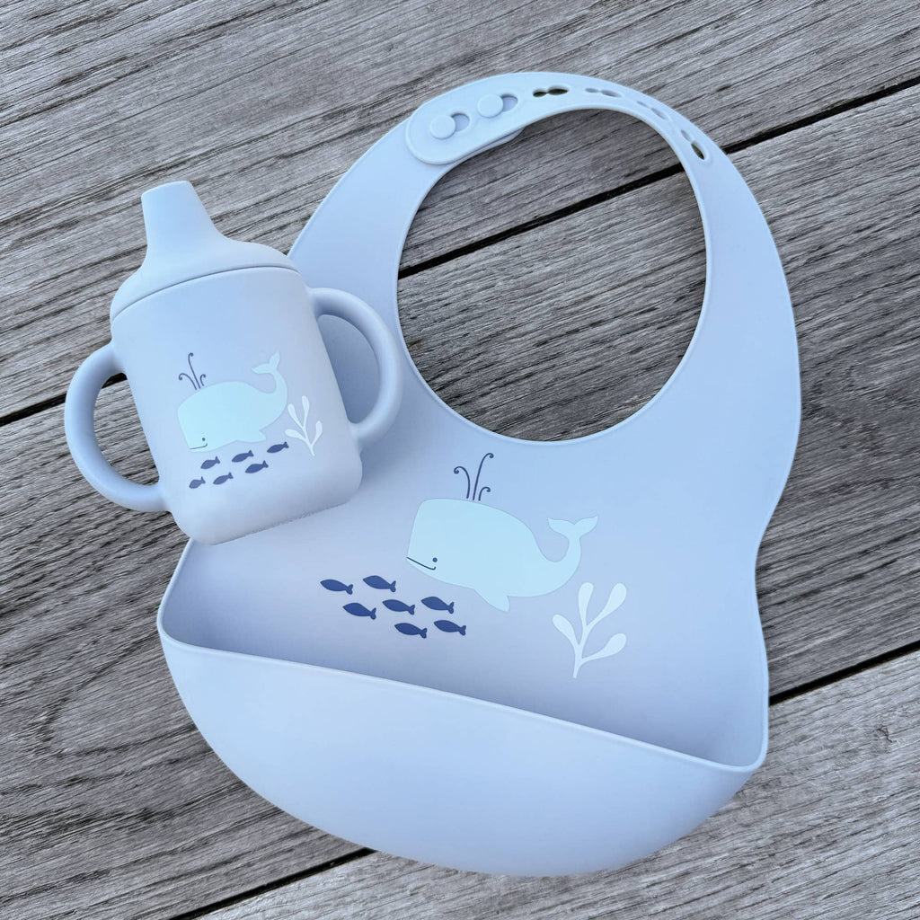 Tasse à bec bébé en silicone bleu nuage – Bientôt disponible