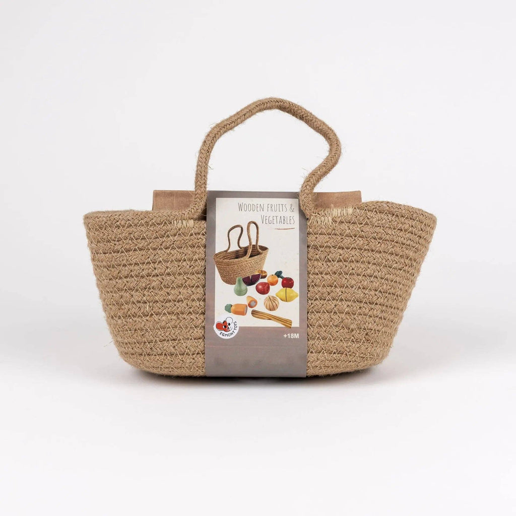 Ensemble de fruits et légumes en bois